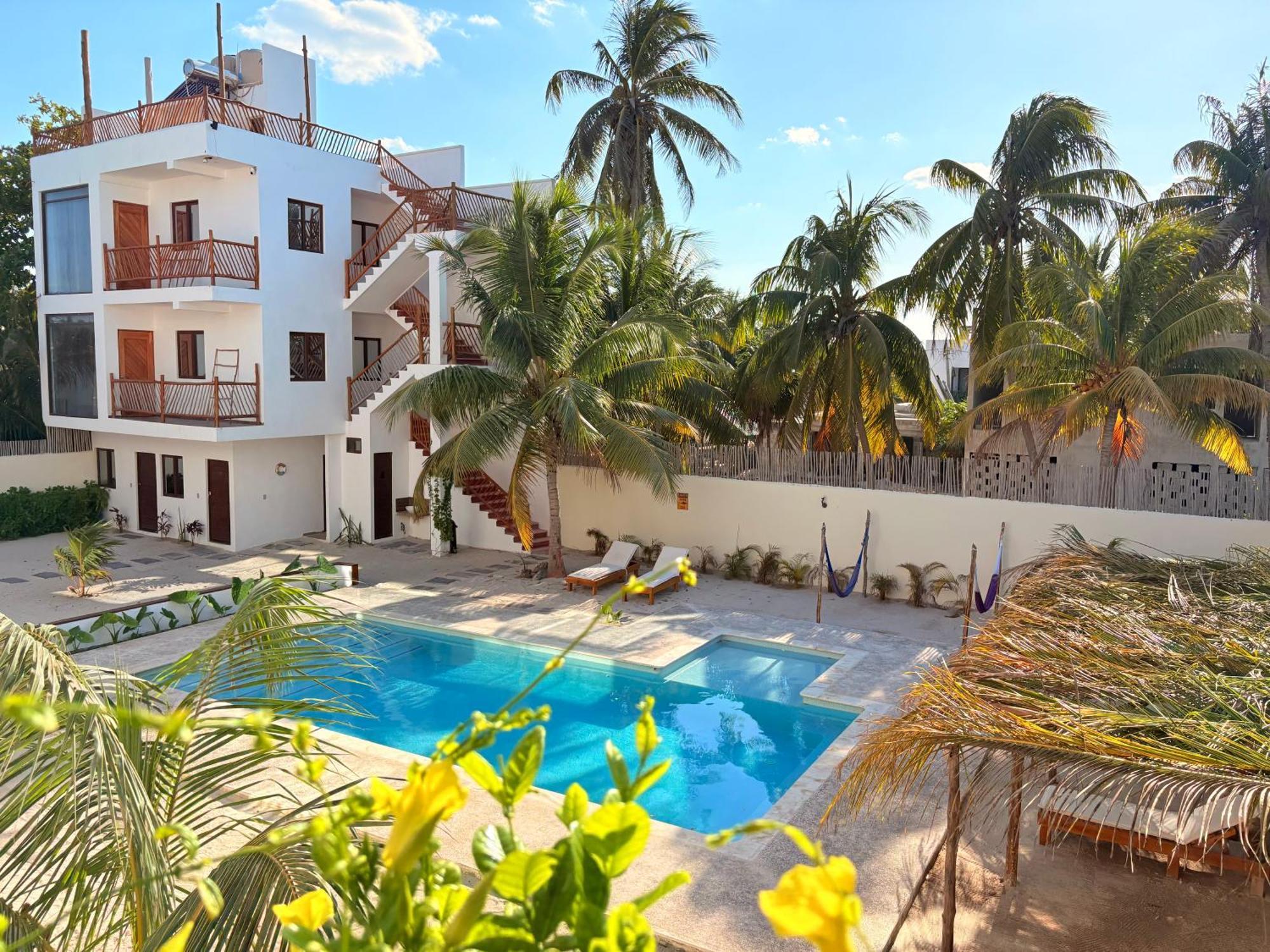 Mexhe Hotel เอลกูโย ภายนอก รูปภาพ